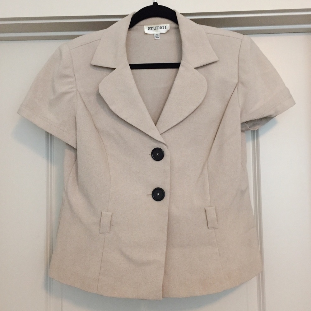 Cream Colored Studio I Jacket